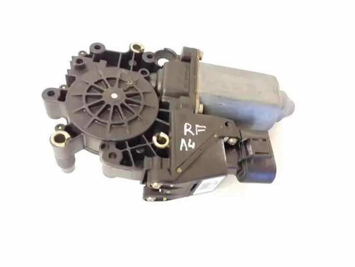 Audi A4 S4 B5 8D (1999 - 2001) 114182302069 Механический стеклоподъемник передней двери — фото 1