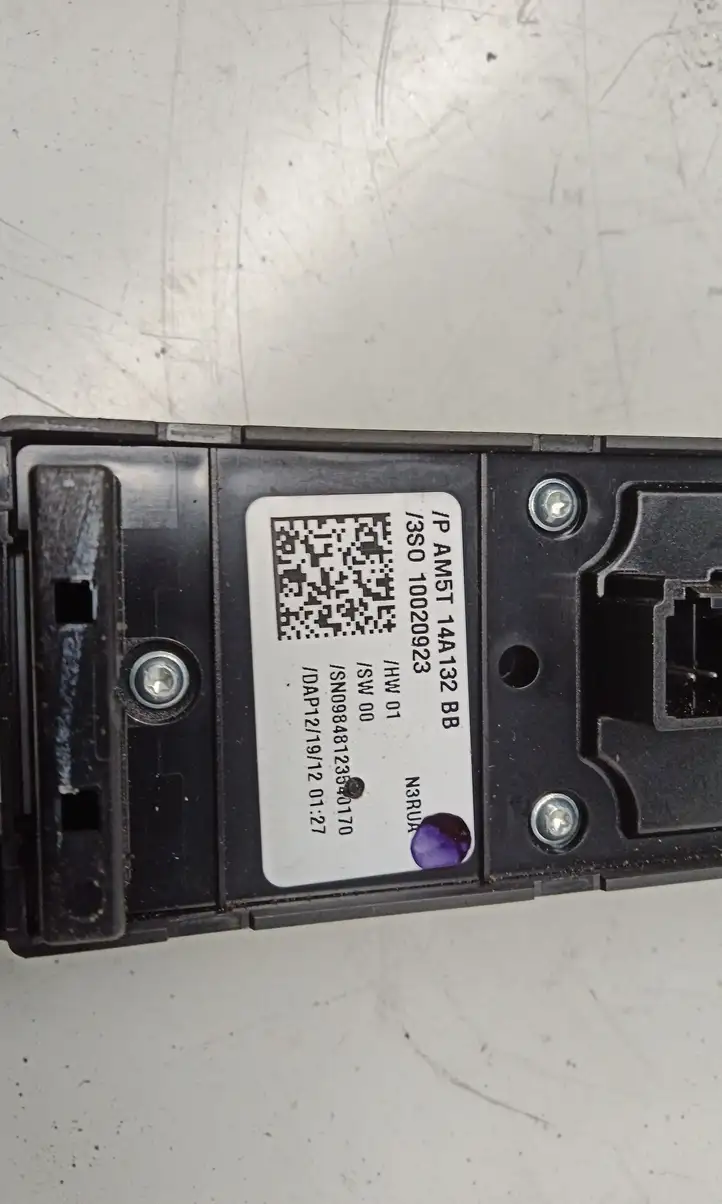 Ford C-MAX II (2010 - 2015) AM5T14A132BB Кнопка стеклоподъемников — фото 5