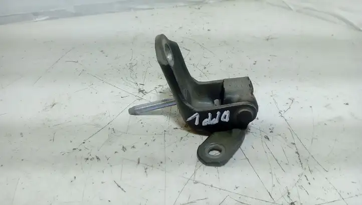Ford Fiesta (2013 - 2017) Верхняя петля передней двери — фото 2