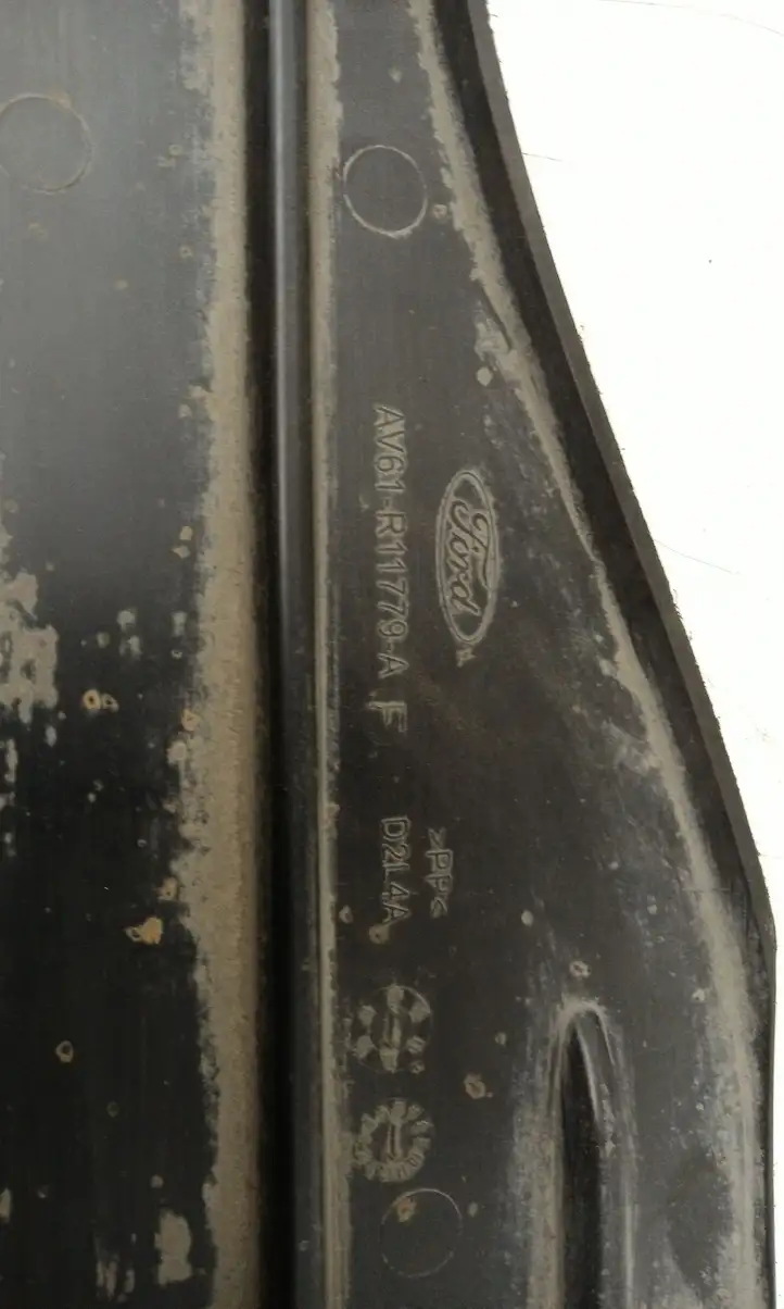 Ford C-MAX II (2010 - 2015) AV61R11779AF Защита днища задней части — фото 6