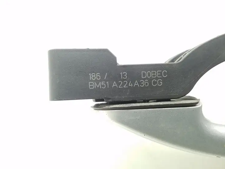 Ford Focus (2011 - 2015) BM51A224A36CG Наружная ручка двери — фото 4
