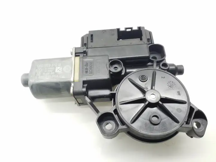 Volkswagen Polo V 6R (2009 - 2015) 0130822533 Стеклоподъемник задней двери — фото 1