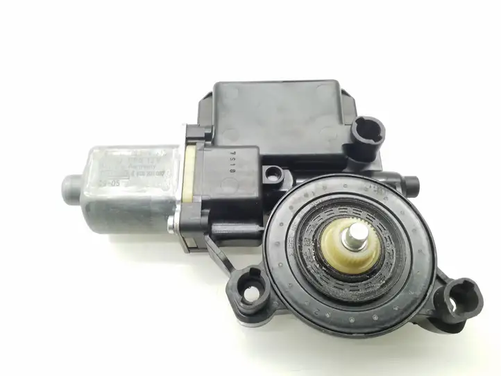 Volkswagen Polo V 6R (2009 - 2015) 6R0959811B Стеклоподъемник задней двери — фото 2