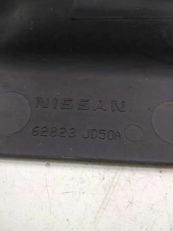 Nissan Qashqai (2006 - 2010) 62823JD50A Дефлектор воздуха — фото 3