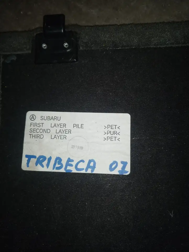 Subaru B9 Tribeca (2004 - 2007) Пол багажника — фото 3