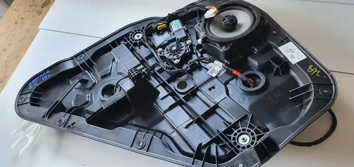 Hyundai Santa Fe (2012 - 2015) Стеклоподъемник задней двери — фото 3