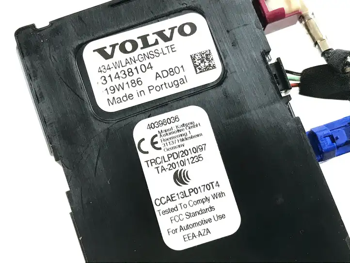 Volvo XC60 (2017 - ) 31438104 GPS антенна — фото 4