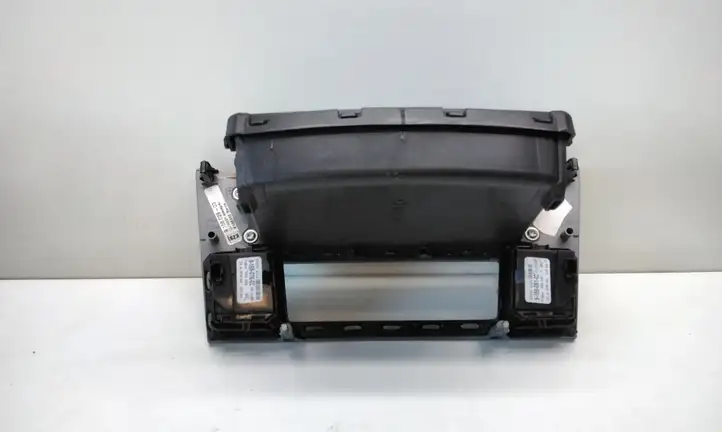 BMW 5 E60 E61 (2004 - 2010) 69139391 Ящик центральной консоли — фото 2