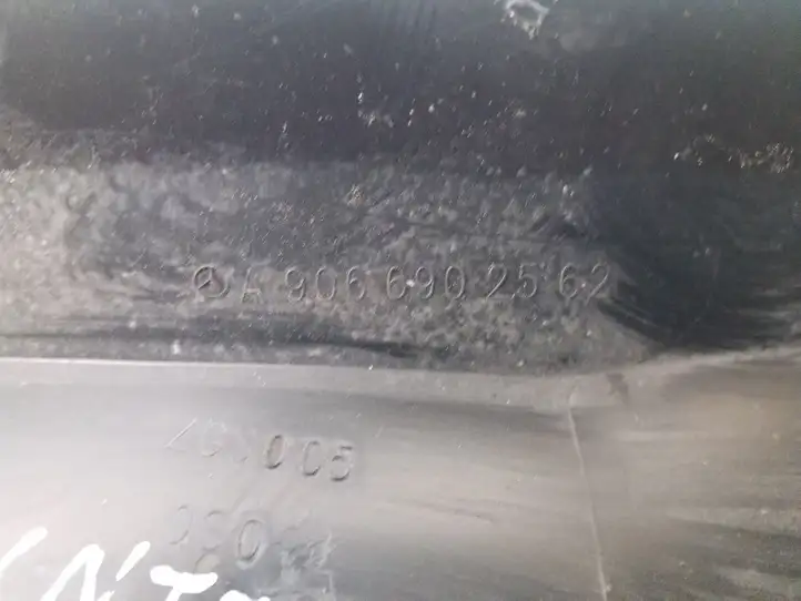 Mercedes-Benz Sprinter W906 (2006 - 2018) A9066902562 Молдинг передней двери — фото 3