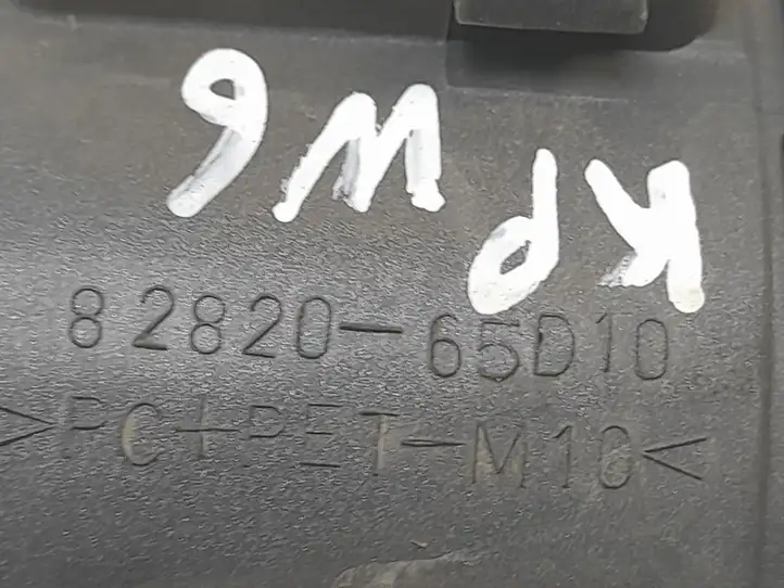 Suzuki Grand Vitara I (1998 - 2005) 8282065D10 Наружная ручка двери — фото 4