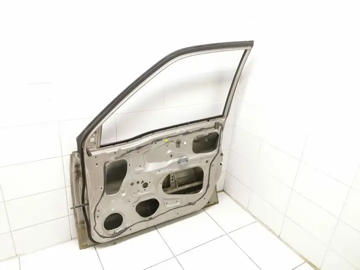 Suzuki Grand Vitara I (1998 - 2005) Дверь — фото 2