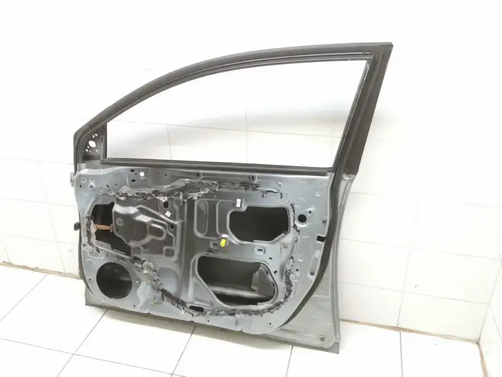 Toyota Avensis T250 (2006 - 2009) Дверь — фото 6