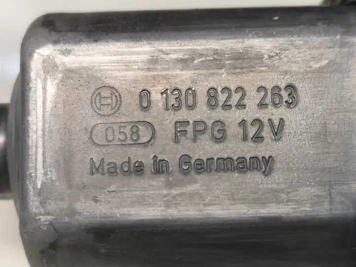 Audi A3/S3 8P (2004 - 2008) 8P4959801D Стеклоподъемник задней двери — фото 3