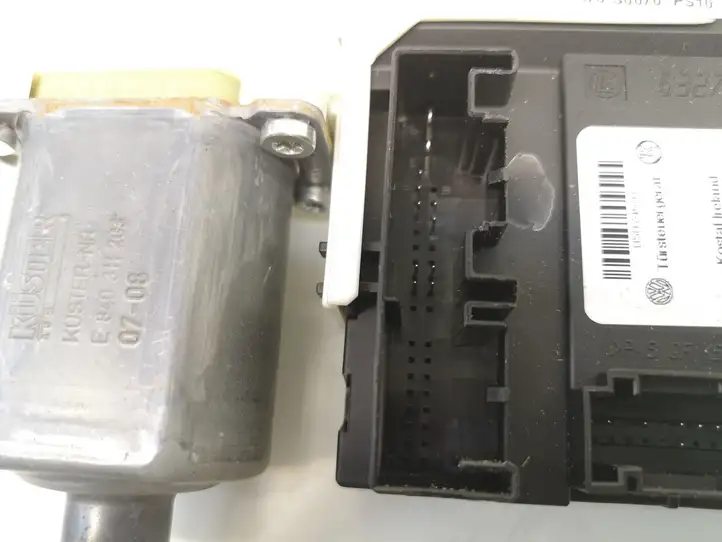 Audi A3/S3 8P (2004 - 2008) 8P4959801D Стеклоподъемник задней двери — фото 7