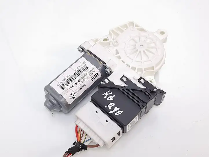Skoda Octavia Mk2 (1Z) (2004 - 2013) 1K0959703E Стеклоподъемник задней двери — фото 4