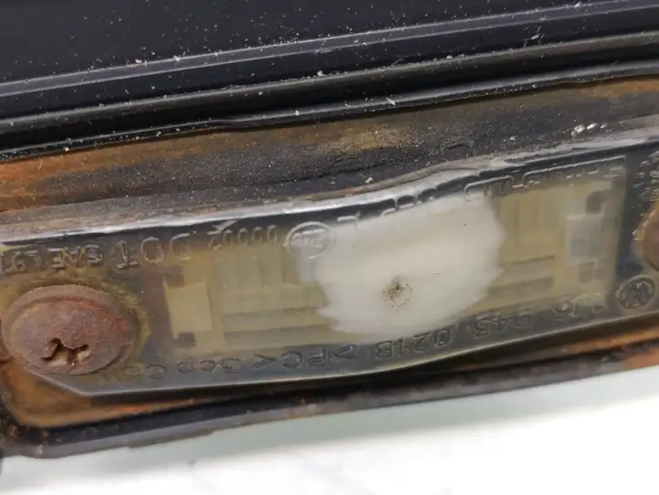 Volkswagen Jetta V (2005 - 2010) 1T0827573 Подсветка номера — фото 6