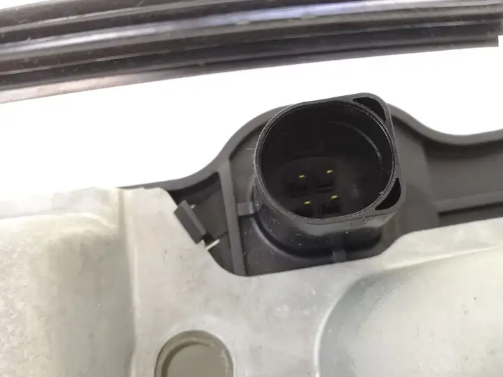 Volkswagen Jetta V (2005 - 2010) 1T0827573 Подсветка номера — фото 12
