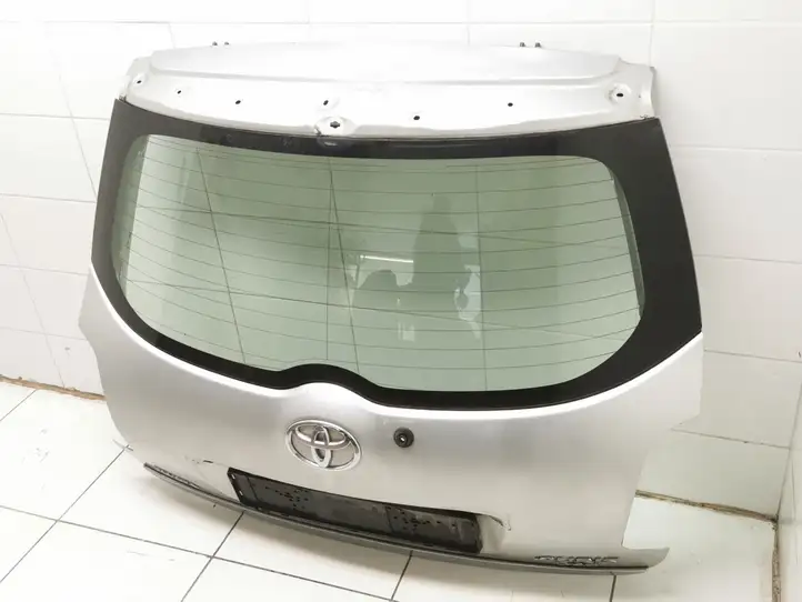 Toyota Auris 150 (2006 - 2012) Крышка багажника — фото 6