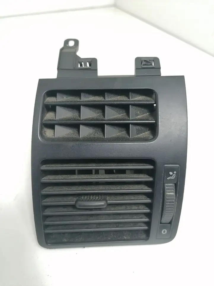 Volkswagen Touran I (2003 - 2010) 1T0819703B Боковой воздушный дефлектор — фото 1