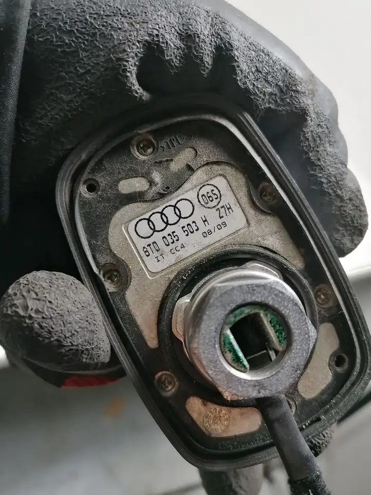 Audi A5 8T 8F (2007 - 2011) 8T0035503H GPS антенна — фото 4