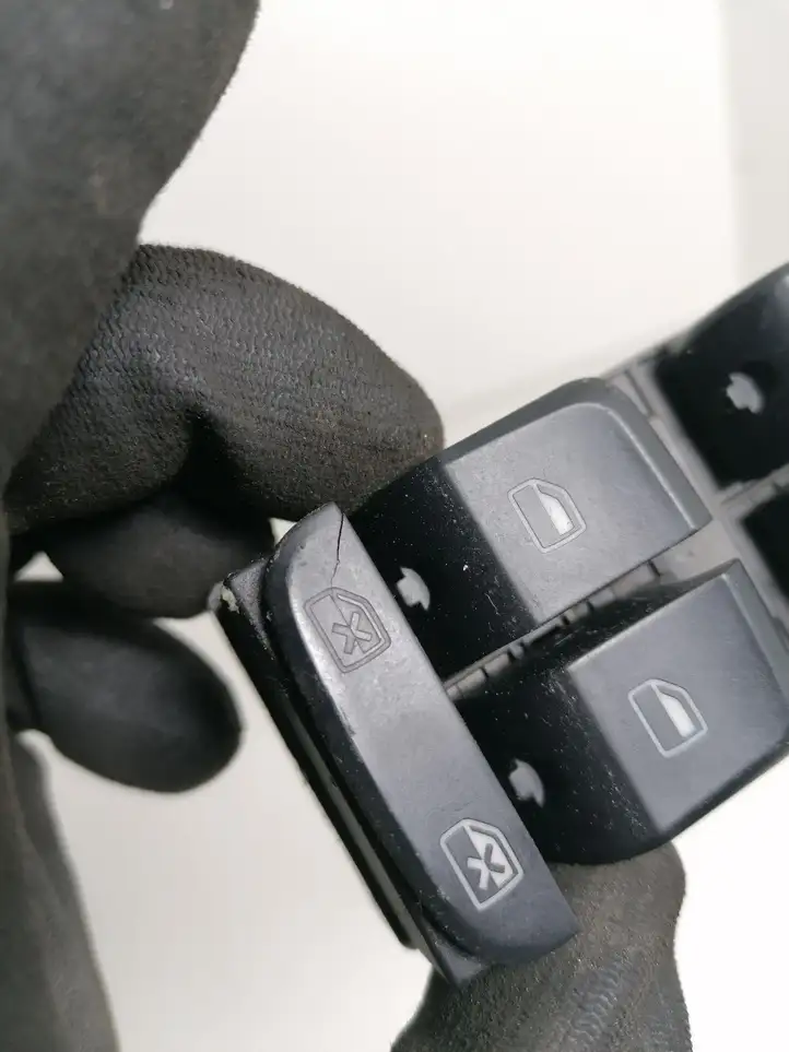 Audi A4 S4 B8 8K (2007 - 2011) 8K0959851D Кнопка стеклоподъемников — фото 3
