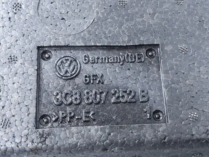 Volkswagen Passat CC (2008 - 2012)  3C8807252B Пенопласт заднего бампера (абсорбер)