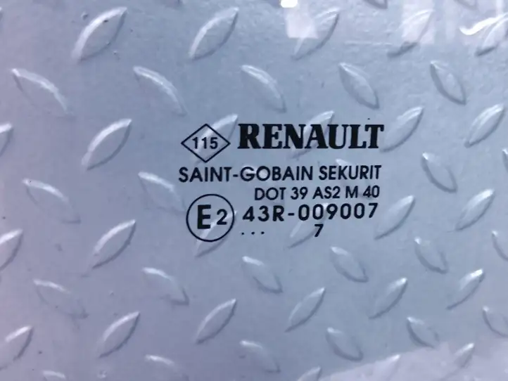 Renault Clio III (2005 - 2012) QA1024757 Стекло передней двери — фото 2