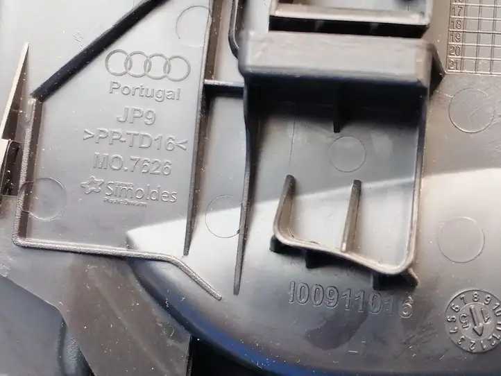 Audi A3/S3 8V (2012 - 2016) 8V5867243A Верхняя обшивка стойки B — фото 5