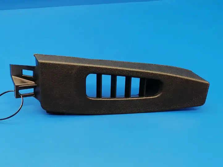 Nissan 370Z (2008 - 2014) 684211EA0A Боковой воздушный дефлектор — фото 1