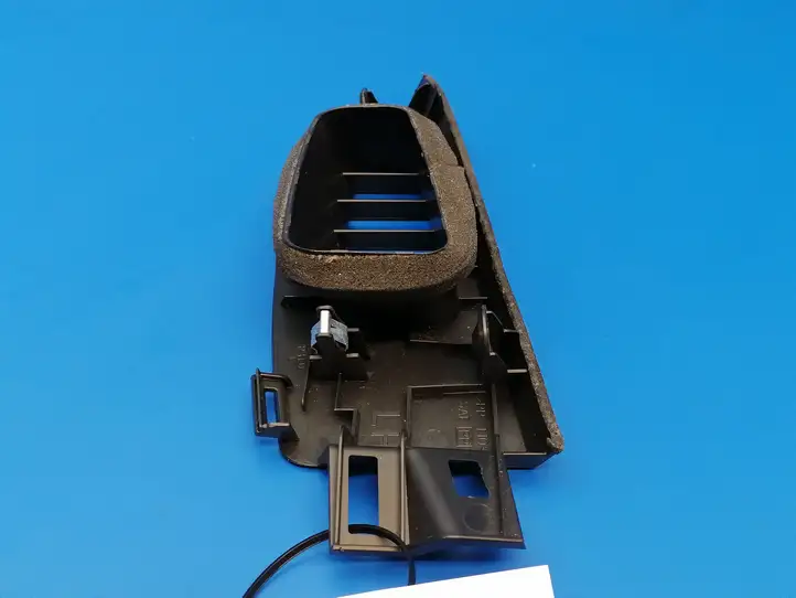 Nissan 370Z (2008 - 2014) 684211EA0A Боковой воздушный дефлектор — фото 4