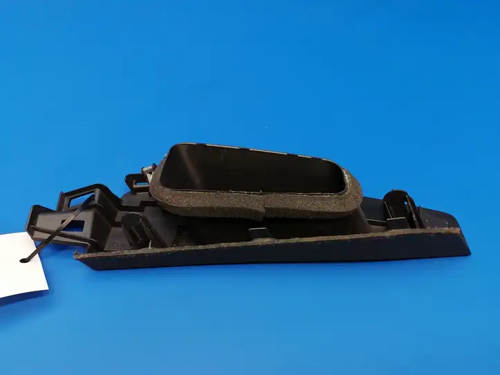 Nissan 370Z (2008 - 2014) 684211EA0A Боковой воздушный дефлектор — фото 5