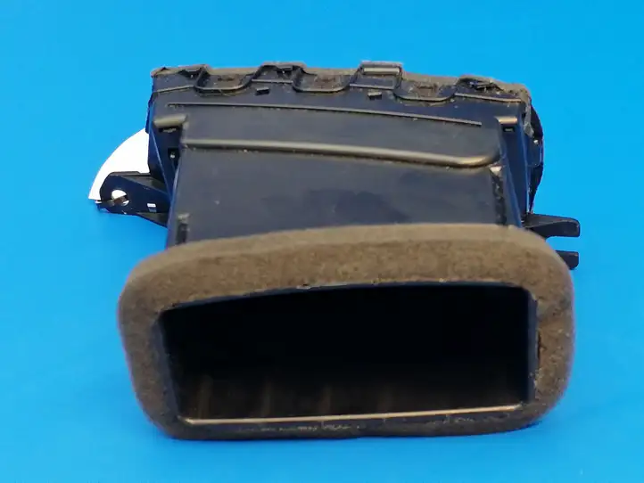 Nissan 370Z (2008 - 2014) 687501EA0A Боковой воздушный дефлектор — фото 4