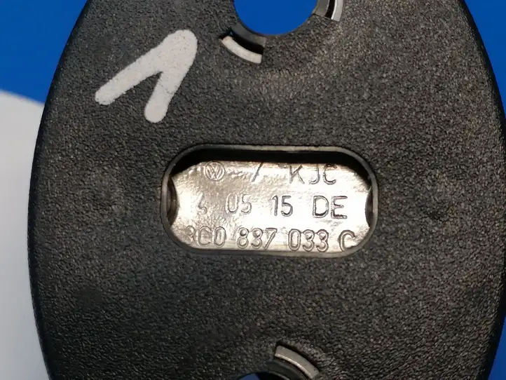 Audi A3/S3 8V (2012 - 2016) 3C0837033C Петля замка передней двери — фото 10