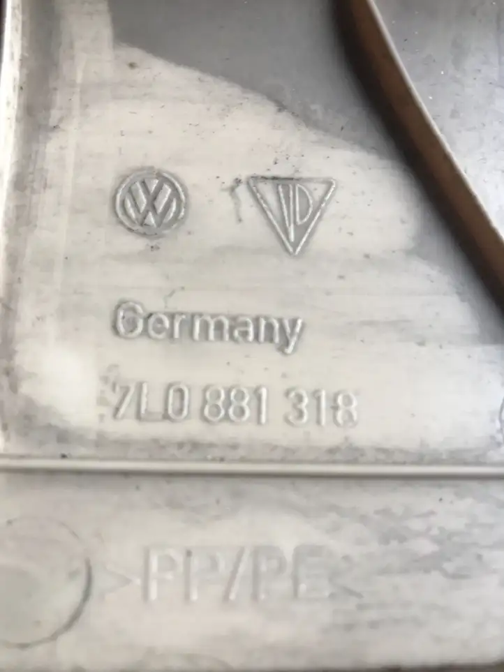 Volkswagen Touareg I (2002 - 2010) 7L0881318 Обшивка сидений — фото 2
