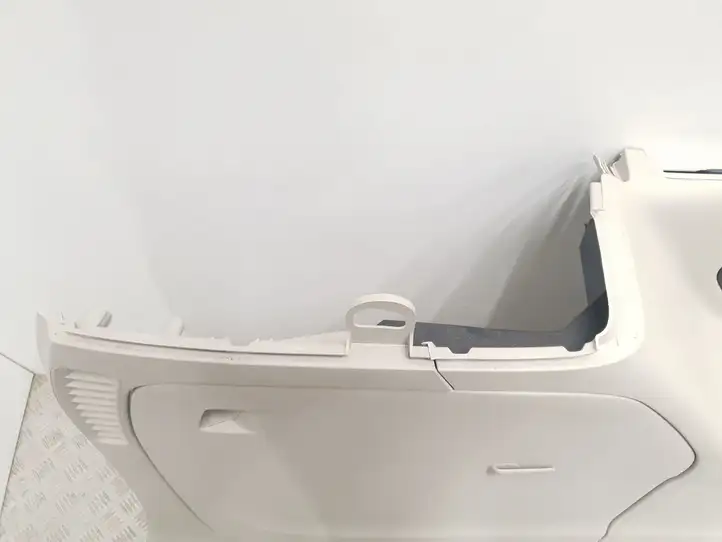 Chrysler Pacifica (2016 - ) 5RJ23PD2AI Обшивка стойки у окна — фото 9