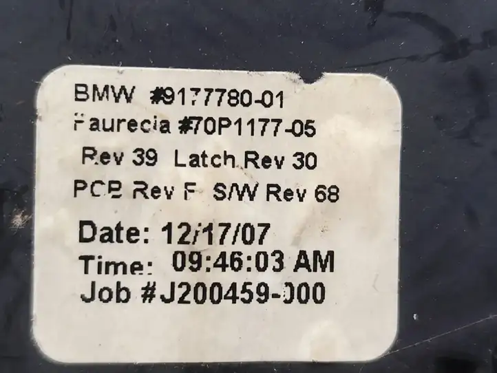 BMW X5 E70 (2006 - 2013) 9177780 Замок бардачка — фото 7