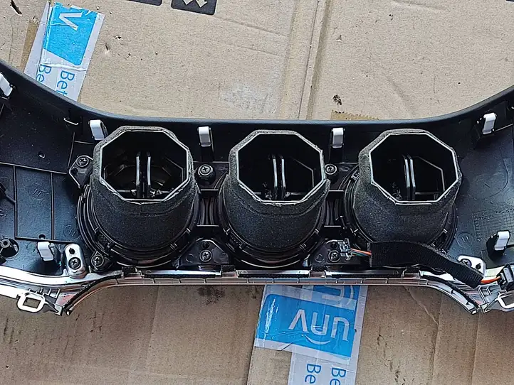 Kia Stinger (2017 - ) 84767J5900 Боковая отделка панели приборов — фото 5