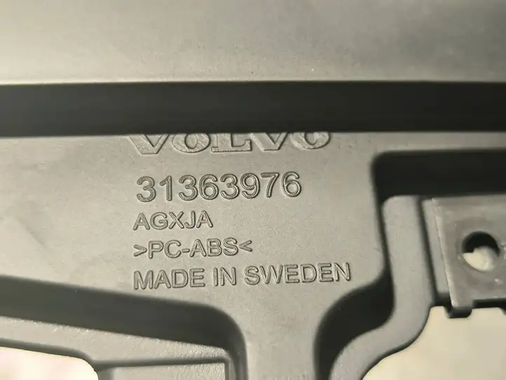 Volvo XC90 (2014 - 2019) 31363976 Рамка центрального динамика — фото 2