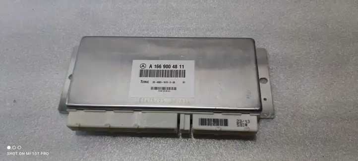 Mercedes-Benz GL X166 A0009007804 Накладка центрального динамика — фото 1