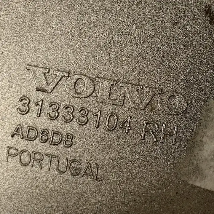 Volvo XC90 (2006 - 2014) 31333104 Крышка рейлинга — фото 5