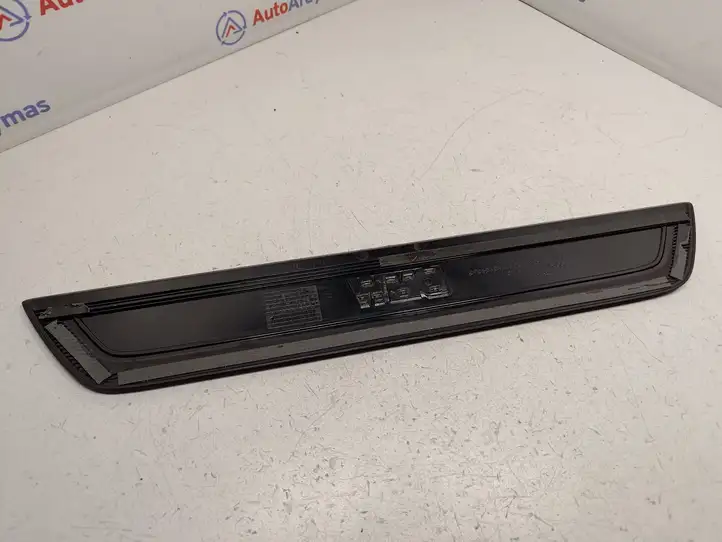 BMW X3 F25 (2010 - 2017) 51477205597 Внутренняя отделка переднего порога — фото 2