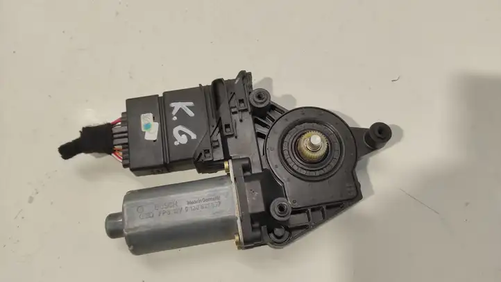 Volkswagen PASSAT B5.5 (2001 - 2005) 0130821697 Стеклоподъемник задней двери — фото 2