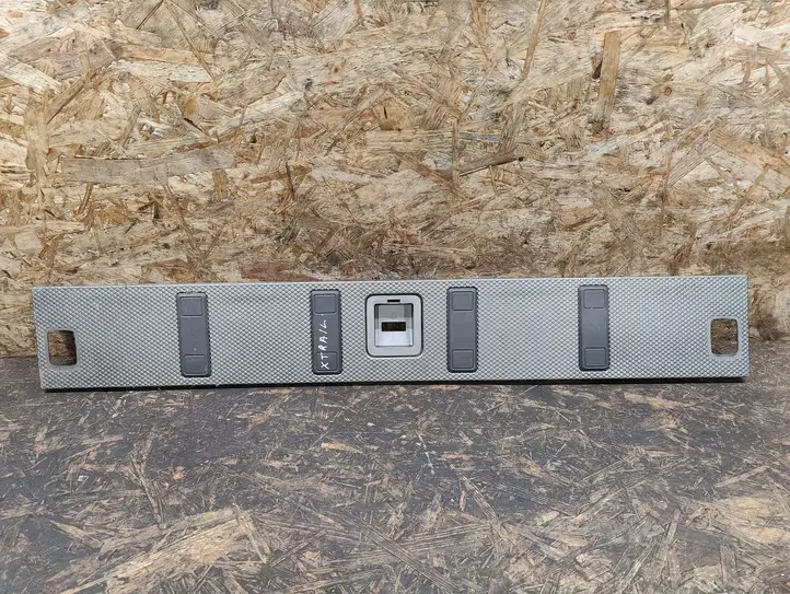 Nissan X-Trail T30 (2001 - 2007) 849089H400 Отделка порога багажника — фото 1