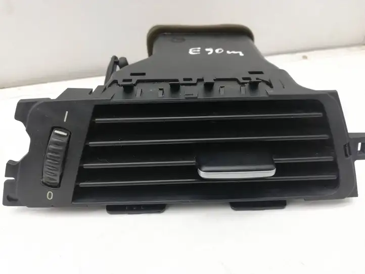 BMW 3 E90 E91 (2005 - 2012) 9151167 Боковой воздушный дефлектор — фото 4