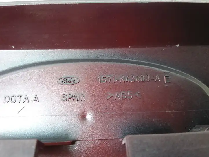 Ford Mondeo Mk III (2000 - 2007) 1S71N43400AE Подсветка номера — фото 5
