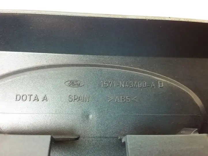 Ford Mondeo Mk III (2000 - 2007) 1S71N43400AD Подсветка номера — фото 7