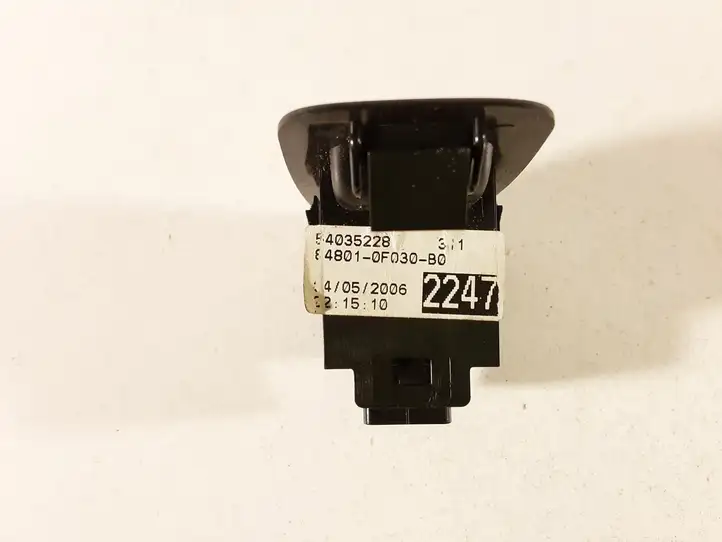 Toyota Corolla Verso AR10 (2004 - 2009) 848100F010 Блок кнопок стеклоподъемников — фото 5
