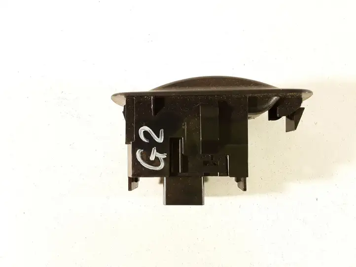 Toyota Corolla Verso AR10 (2004 - 2009) 848100F010 Блок кнопок стеклоподъемников — фото 4