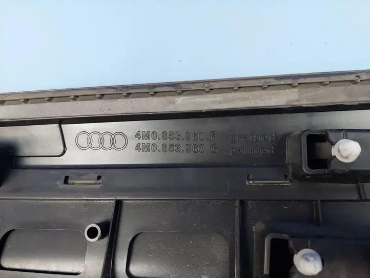 Audi Q7 4M (2015 - ) 4M0853960F Молдинг передней двери — фото 3