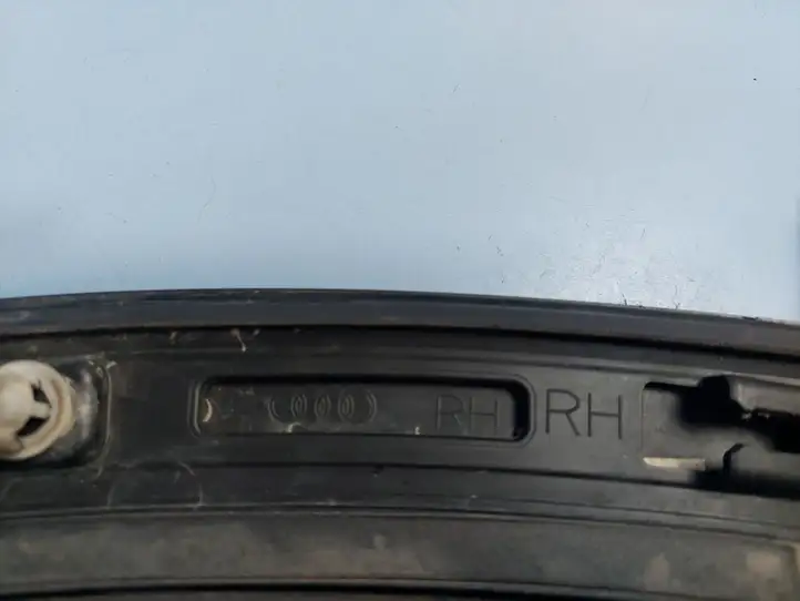 Audi Q4 Sportback e-tron (2021 - ) 89A853718C Накладка колесной арки — фото 5
